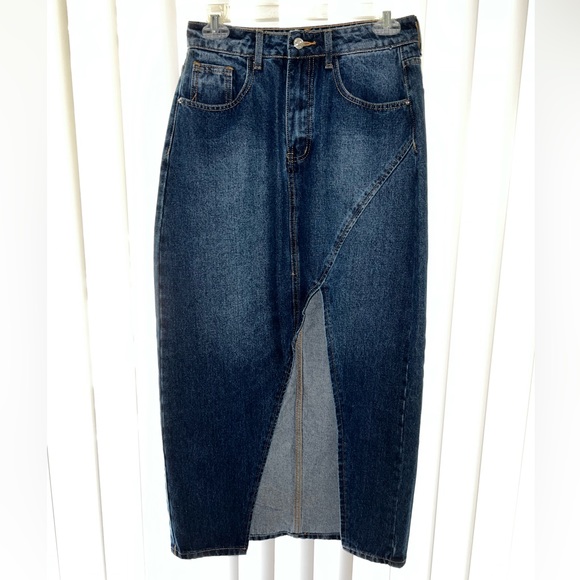 Fly Split Thigh Denim Skirt - Picture 7 of 8